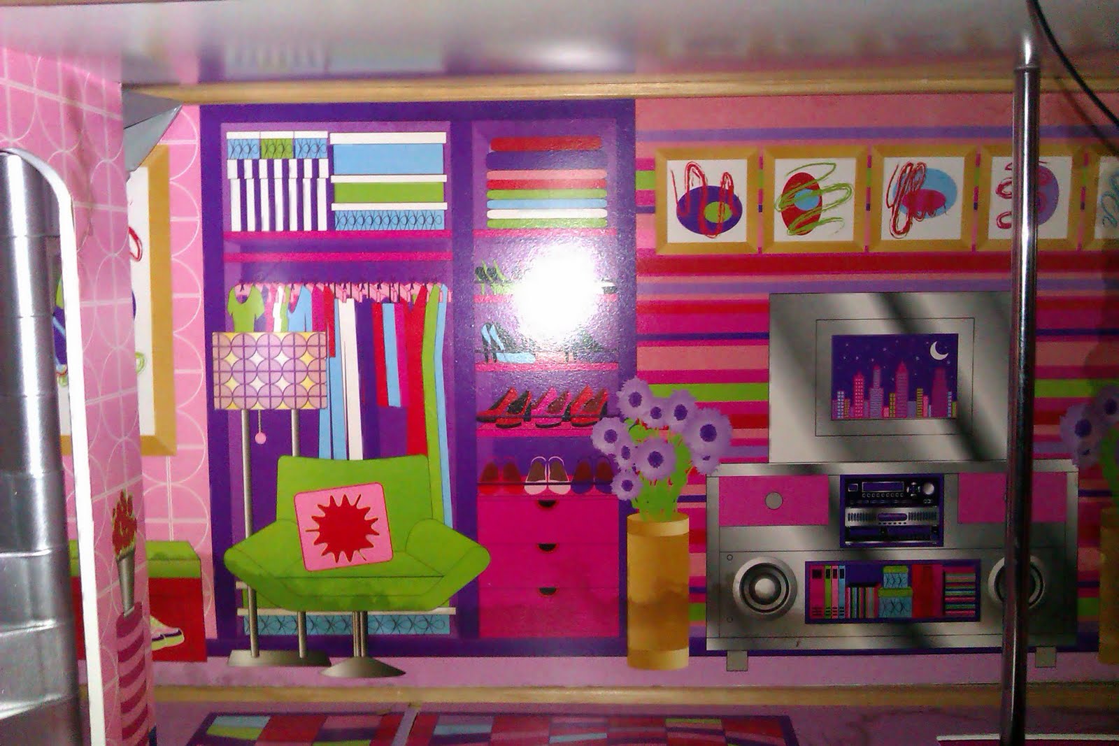 Stuff Hero: 11/9 Barbie's Disco Dreamhouse