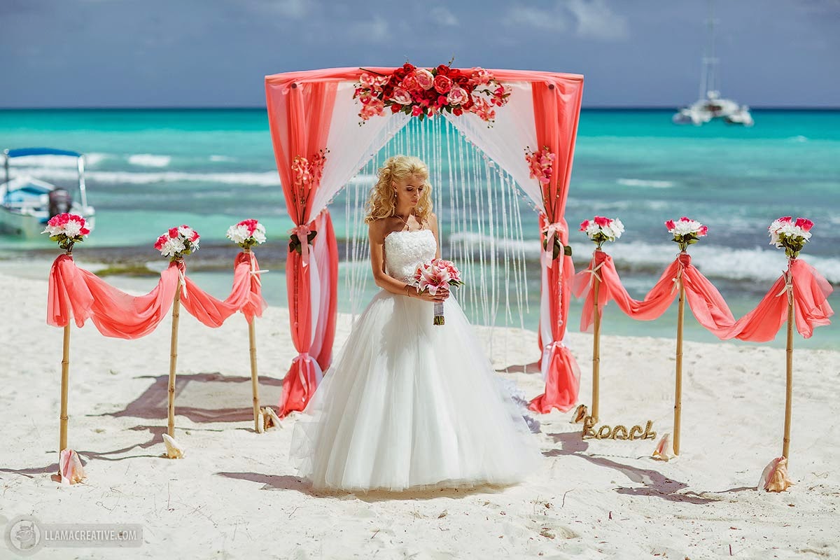 Свадебные платья для выездной регистрации на море. Свадебное фотосессия Самуи. Свадьба на Кубе фото. Трансфер на пляж