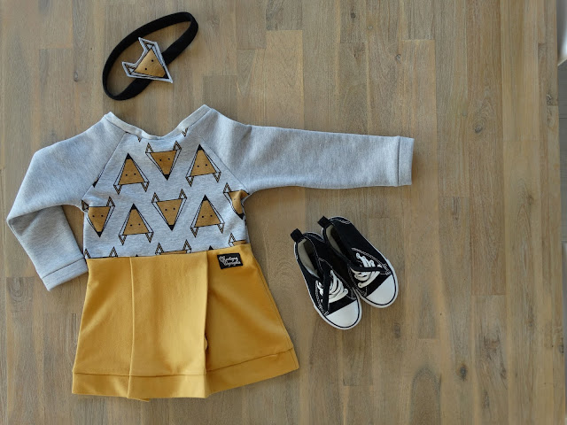 sukienka dresowa dla dziewczynki 4 sukienka musztardowa dla dziewczynki 4