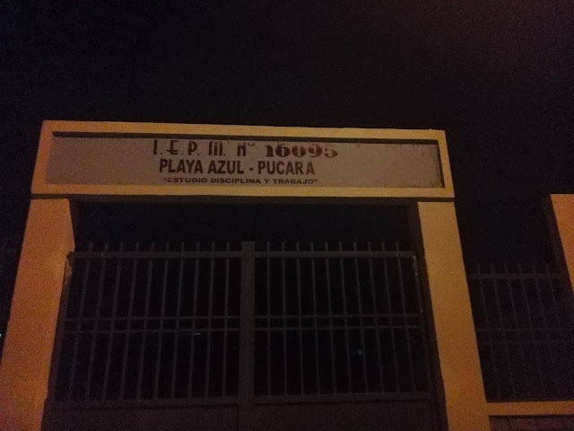 Escuela 16095 - Playa Azul / Hualinga
