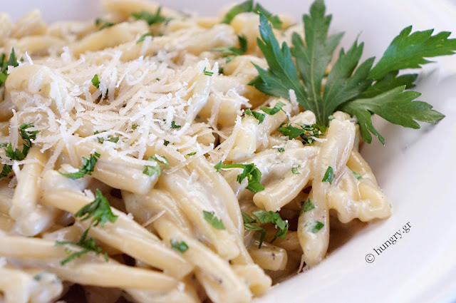Pasta with Blue Cheese Sauce