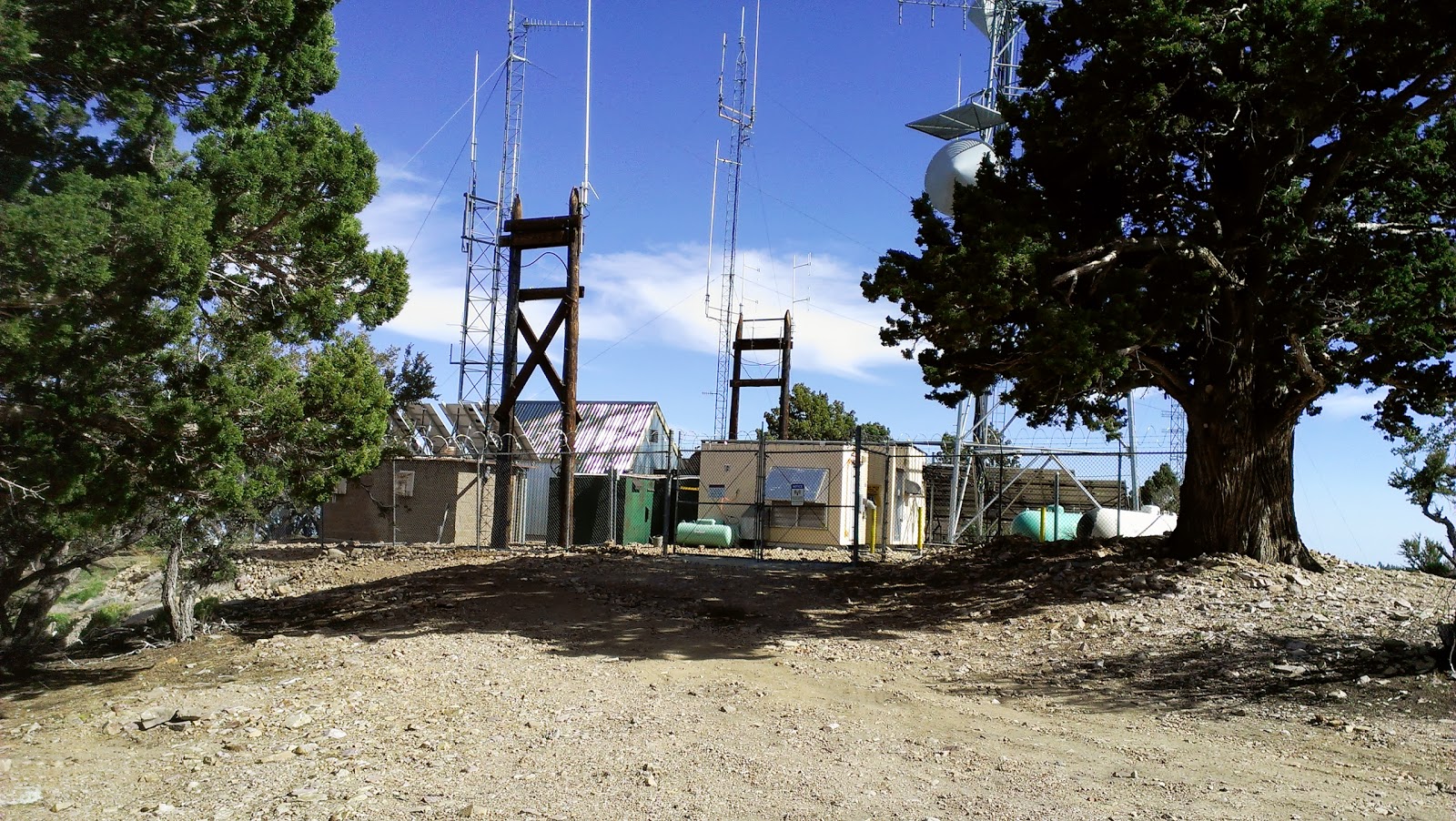 Review Hikes and Books Onyx Peak near Big Bear Lake