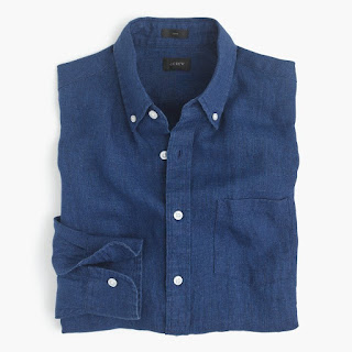  Blue linen shirt –Cool, comfortable & classy, all at the same time!