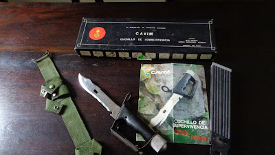 Cuchillo de supervivencia Piraña, de CAVIM Venezuela.