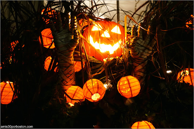 Decoraciones por Halloween en Beacon Hill, Boston