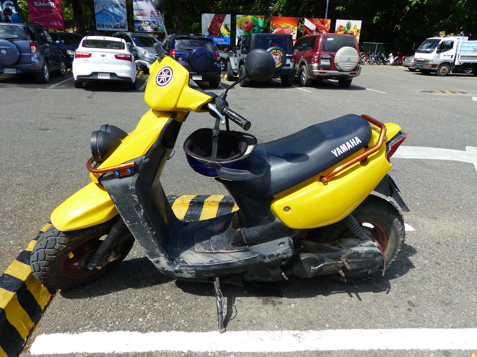OldMotoDude Yellow Yamaha Scooter spotted on Dominican Republic trip