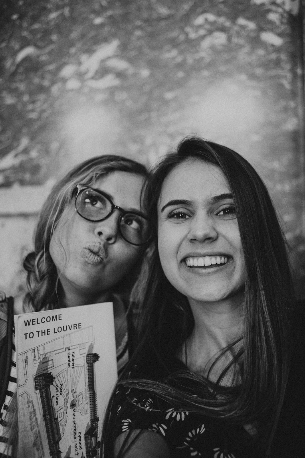 10 Things To Do with your Best Friend in Paris Hallie Kathryn