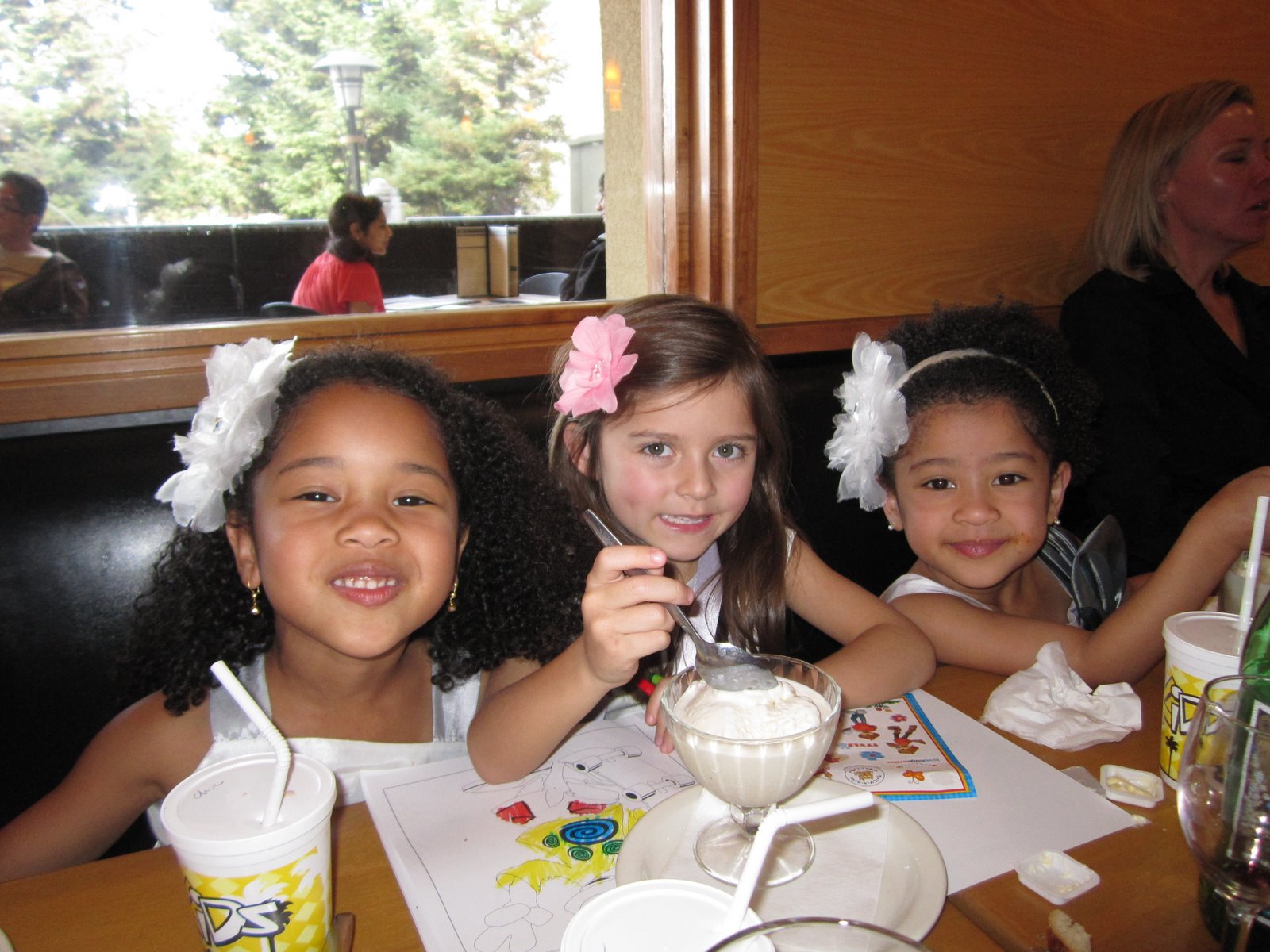 Molotsi Com Happy Birthday Lily