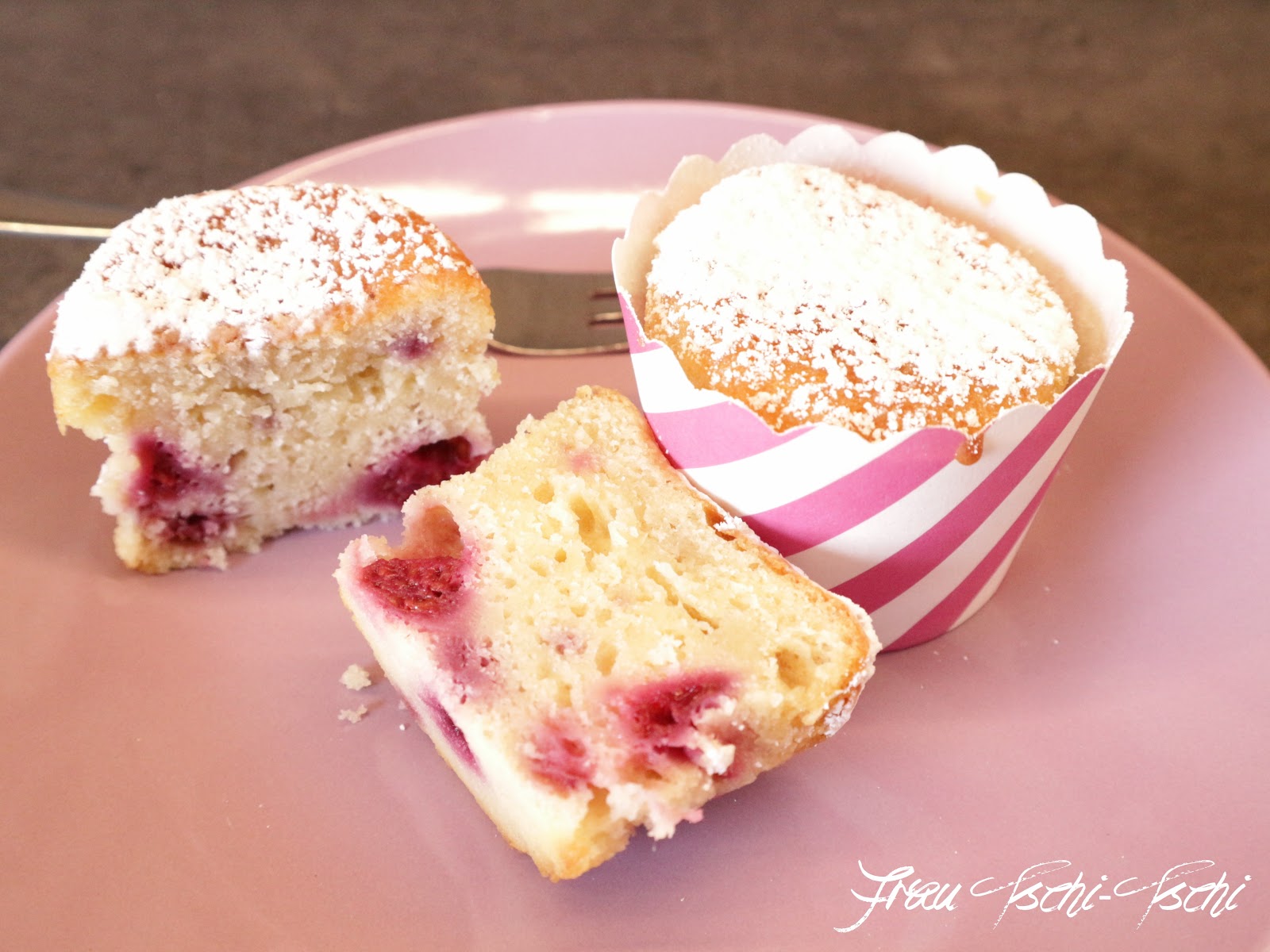 Frau TschiTschi Himbeer Joghurt Muffins