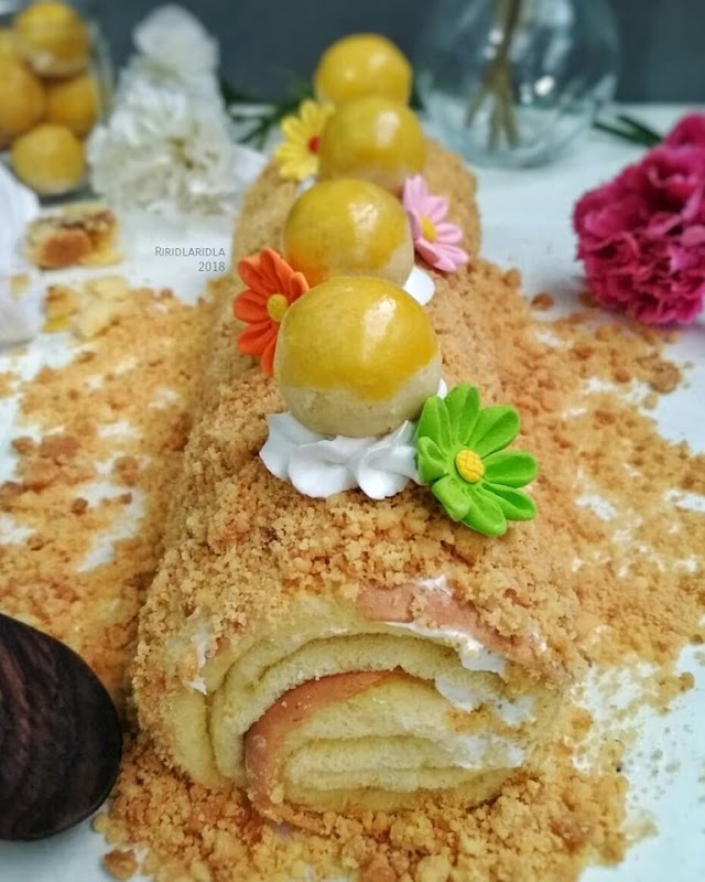 Resep Roll Cake - Nastar Crumble Roll Cake