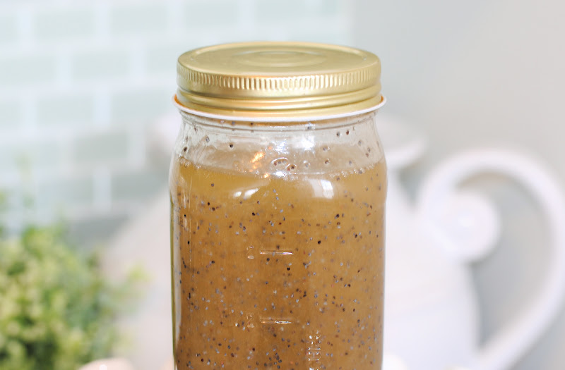 m a x + l u l a c o o k Perfect Poppy Seed Dressing