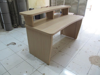Meja Siaran Radio - Broadcast Workstation Table - Furniture Semarang