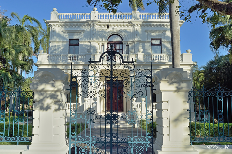 Villa le long du Paseo de Montejo à Mérida