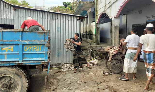 মেলান্দহে কুরবানি পশুর চামড়ার দুর্গতি Melandahe skin affliction of cattle