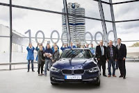 Livrarea modelului BMW Seria 3 Sedan cu numărul 10 milioane la BMW Welt din München