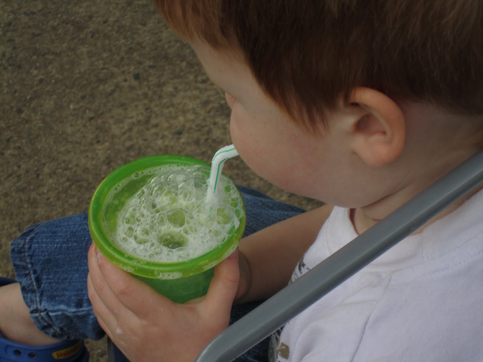 Thankful In All milk bubbles