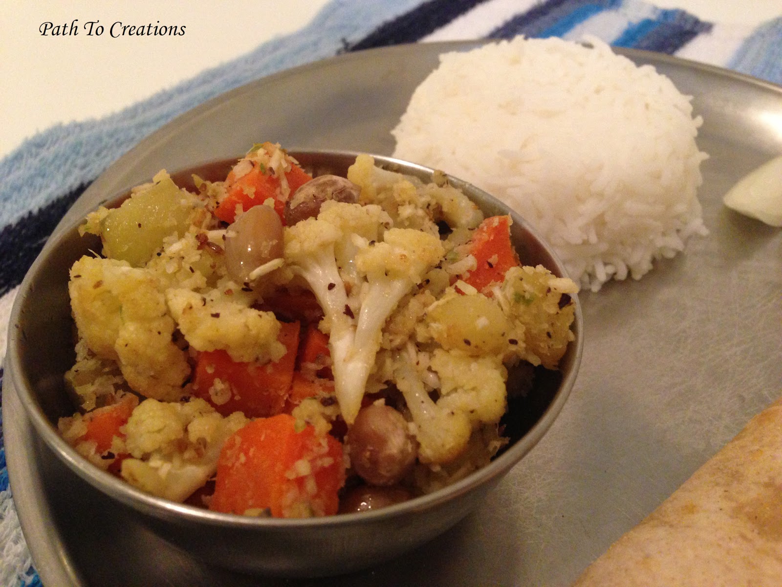 Carrot cauliflower dry curry/ south Indian style
