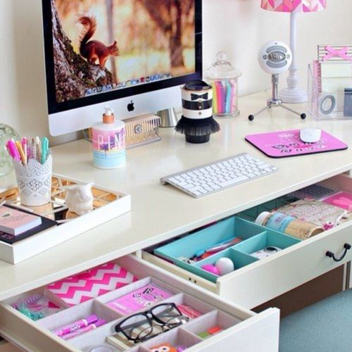Selin Turkol Stil Guzellik Ve Lifestyle Daha Verimli Olmak Icin Calisma Masasi Duzeni Onerileri Work Desk Setup Tips To Be More Efficent