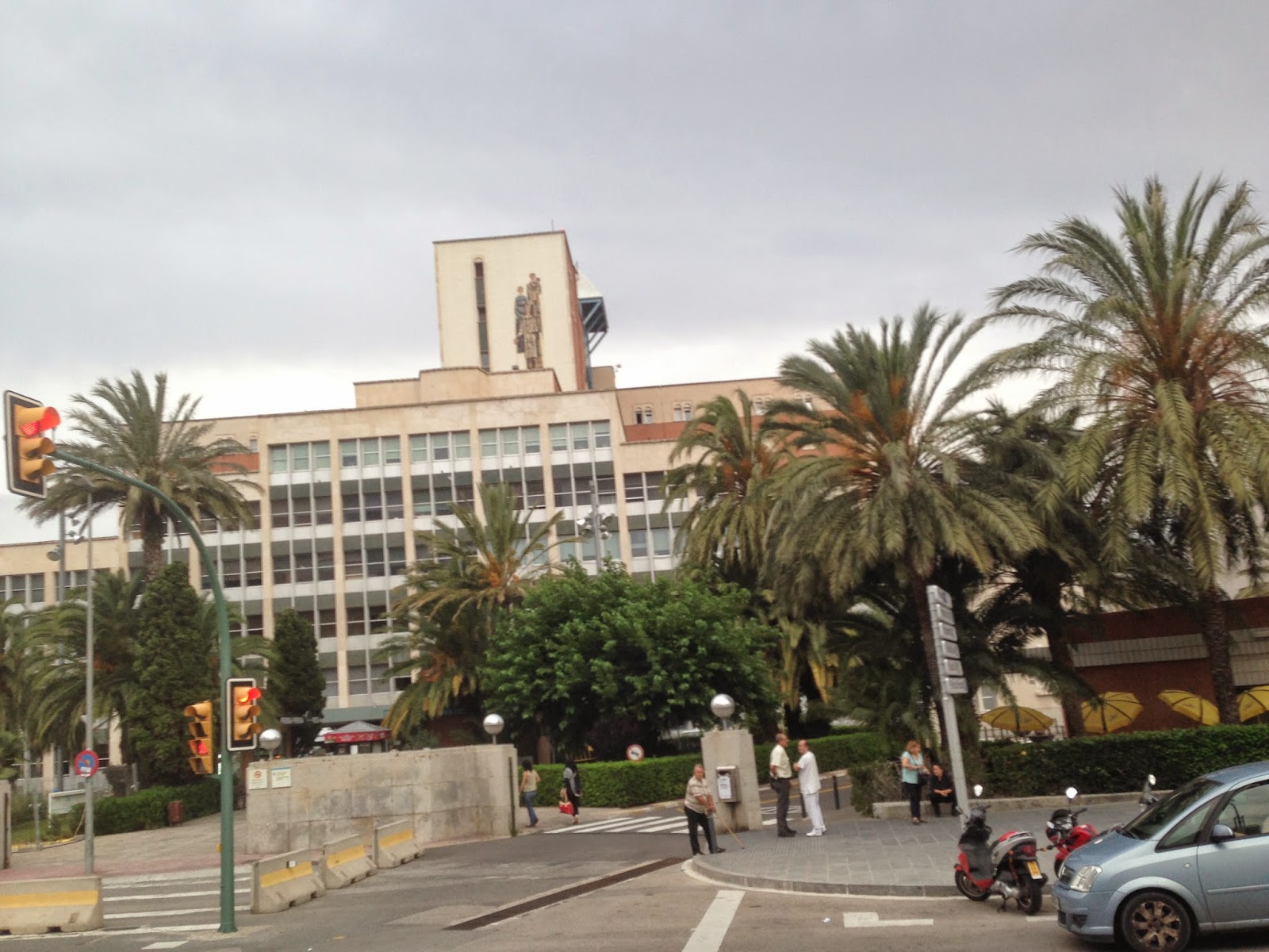 Dr. Fernando Gómez Sancha Formación en el Hospital Universitario Juan