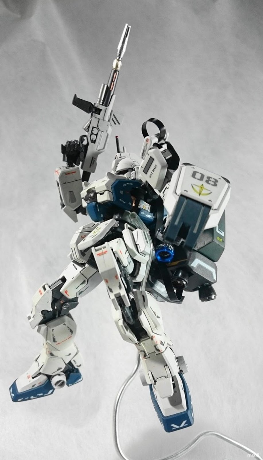 GUNDAM GUY RG + HG 1/144 Gundam Ez8 Custom Build