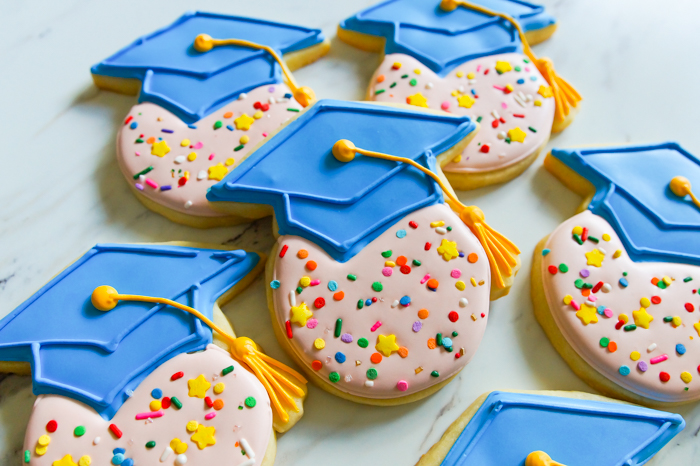 how to make One Smart Cookie decorated graduation cookies