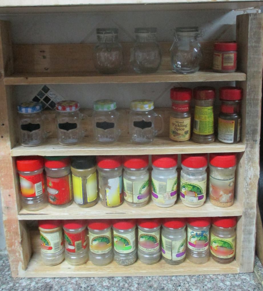 Homemade Pallet Spice Rack DIY Makeover Penniless Parenting