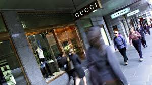 gucci collins st hours