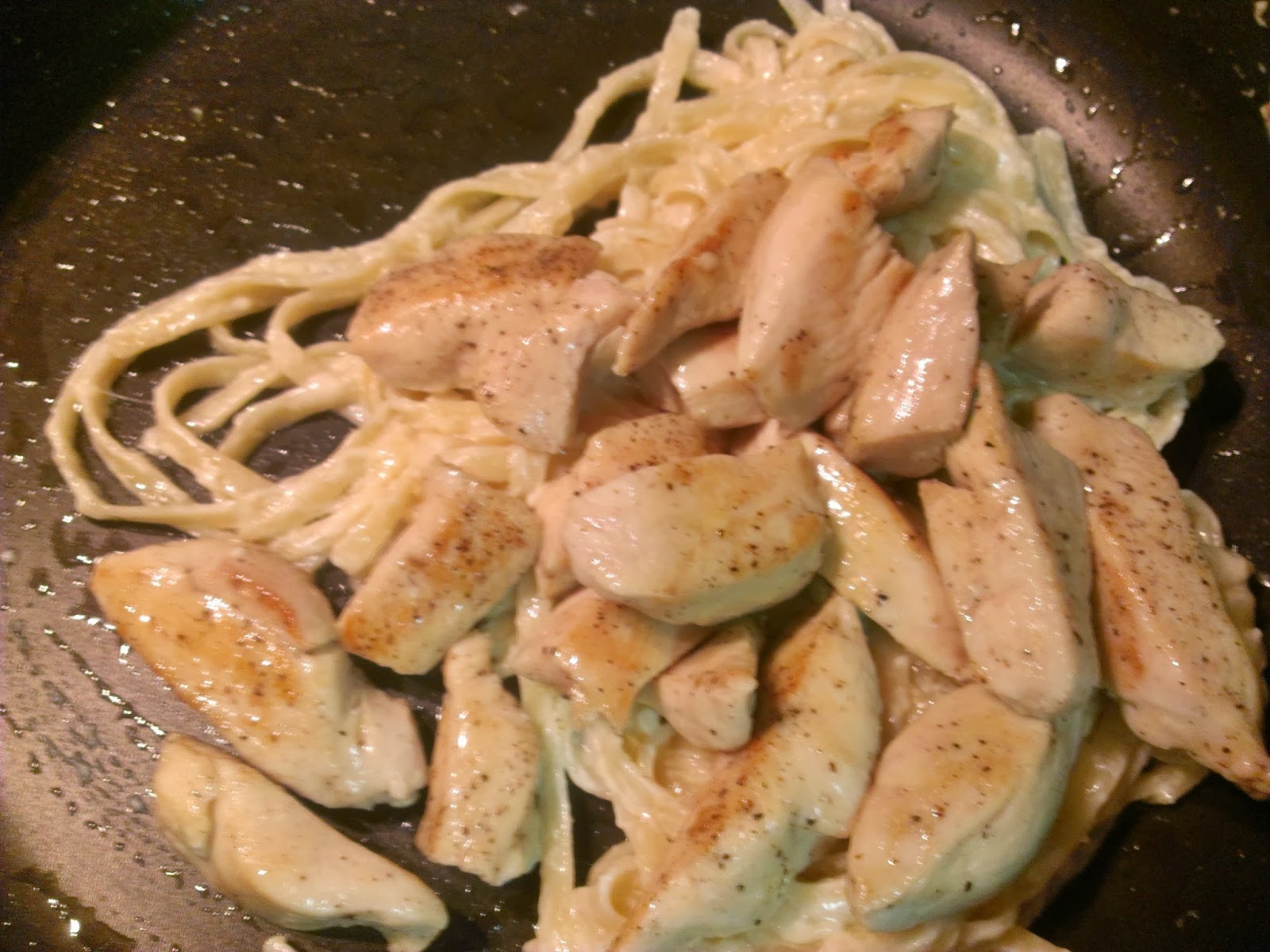 The Hungry Hood Chicken & Asparagus Fettuccine Alfredo