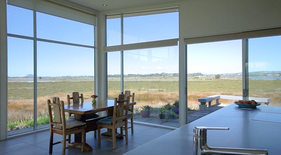 15 Interior Design Photos vs. 184E Prestidge Rd, Aongatete, New Zealand