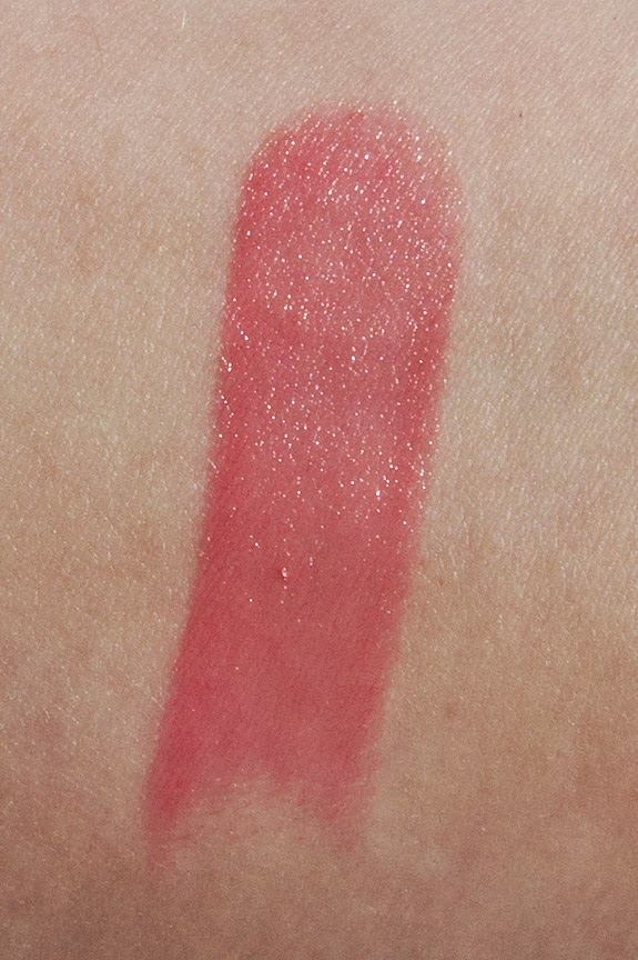 WARPAINT and Unicorns MAC Huggable Lipcolour in Love Beam