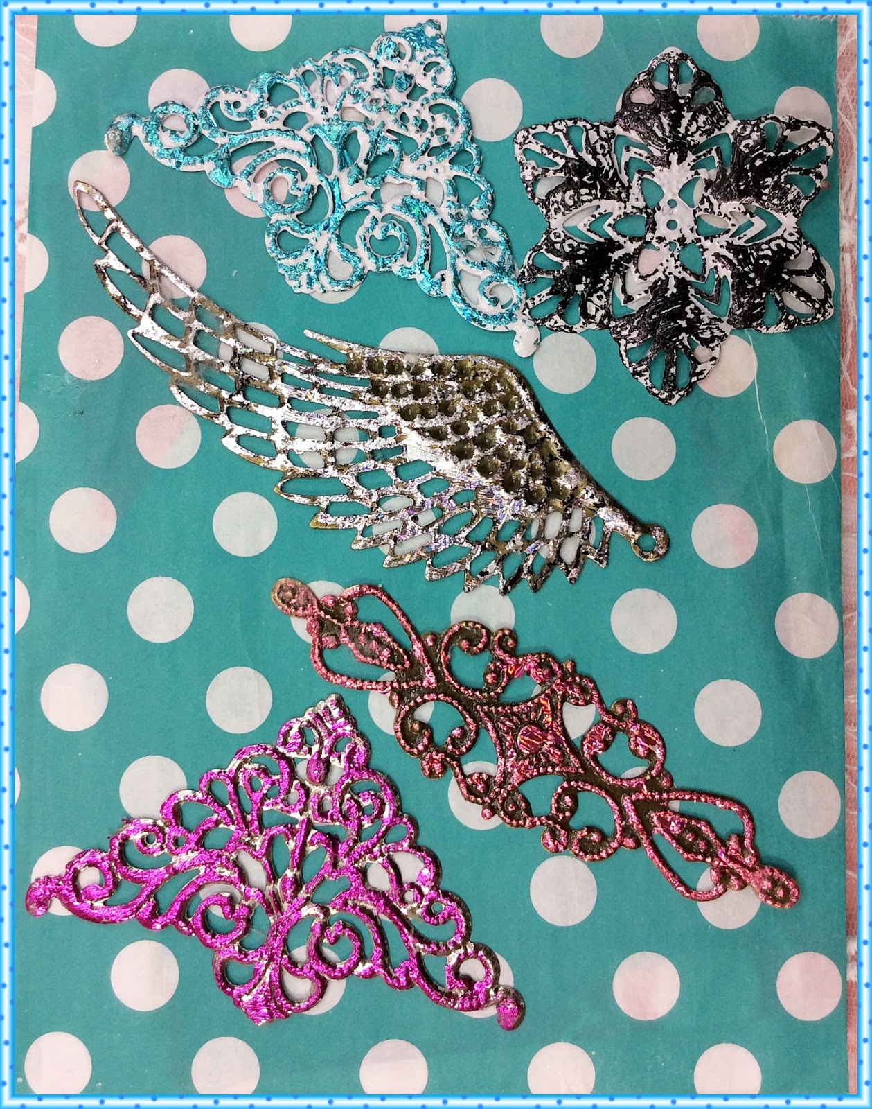 ScraPerfect Playing with Metal Embellishments using Foils and Best