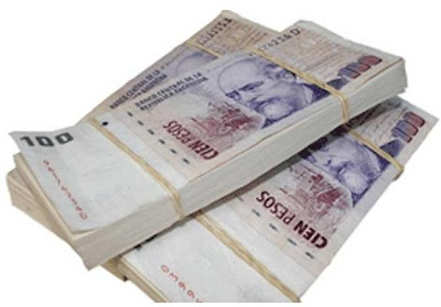 Arena Política: La chica linda que cobra 20 mil pesos semanales en Deportes