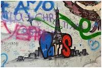 Graffiti w barwach narodowych - Paryż