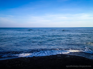 Peaceful Beach View With Calm Ocean Waves In The Morning At Umeanyar Village North Bali Indonesia