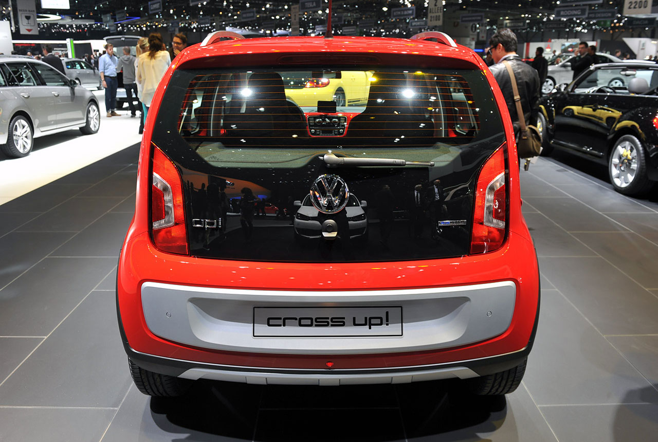 Autoblog Volkswagen Cross Up! aimed at rugged lifestyle folks