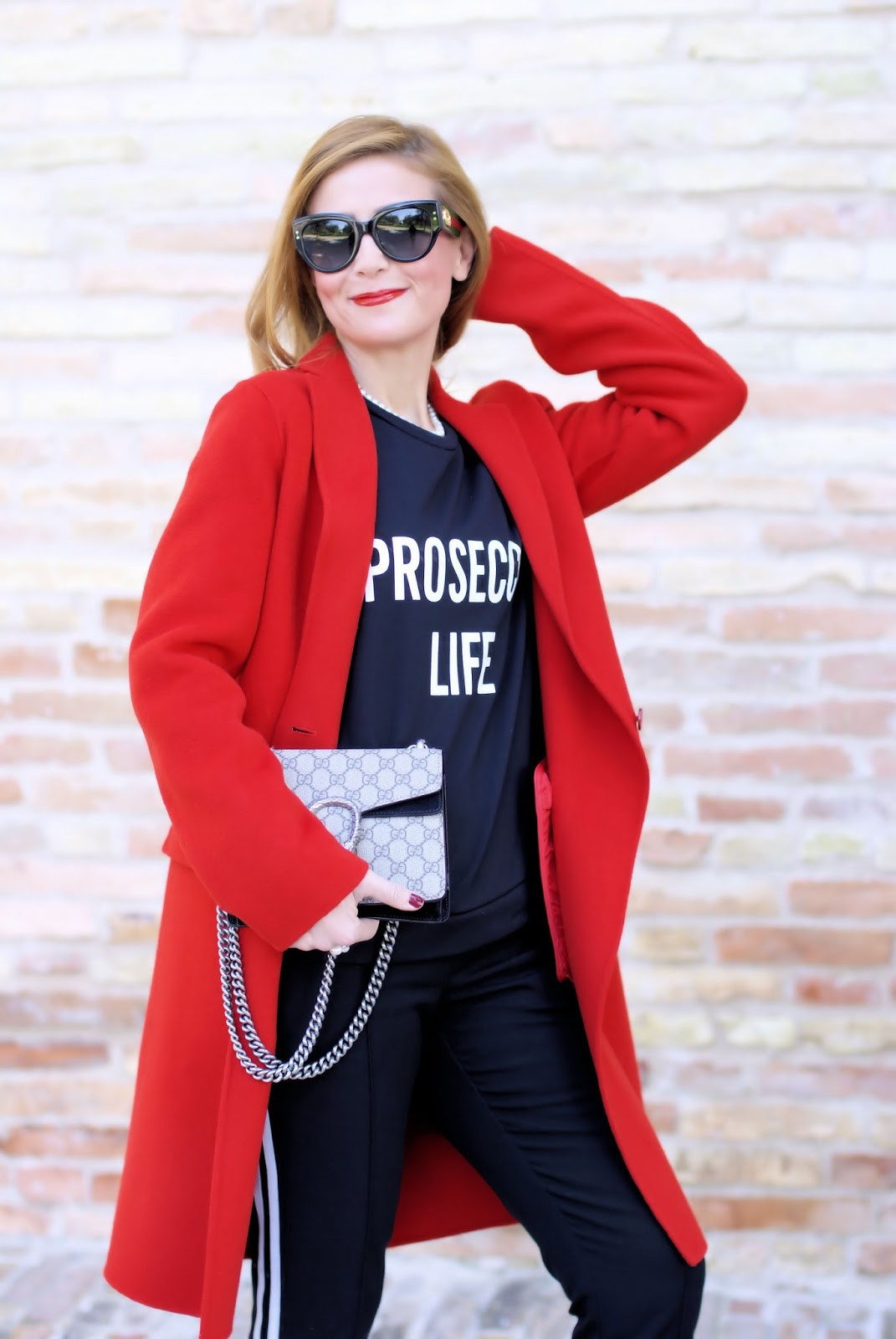 How to wear a red coat Fashion and Cookies fashion and beauty blog