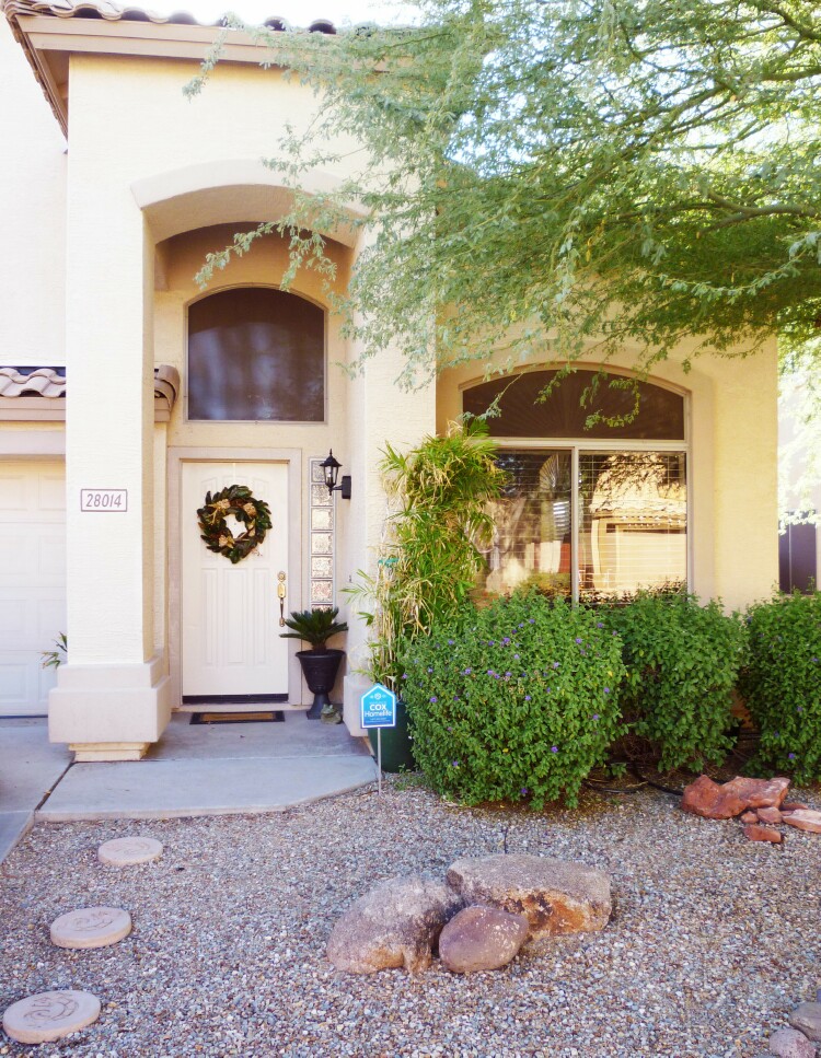 Front Curb Apeal & Backyard Walkway-Time To Spruce This Place Up