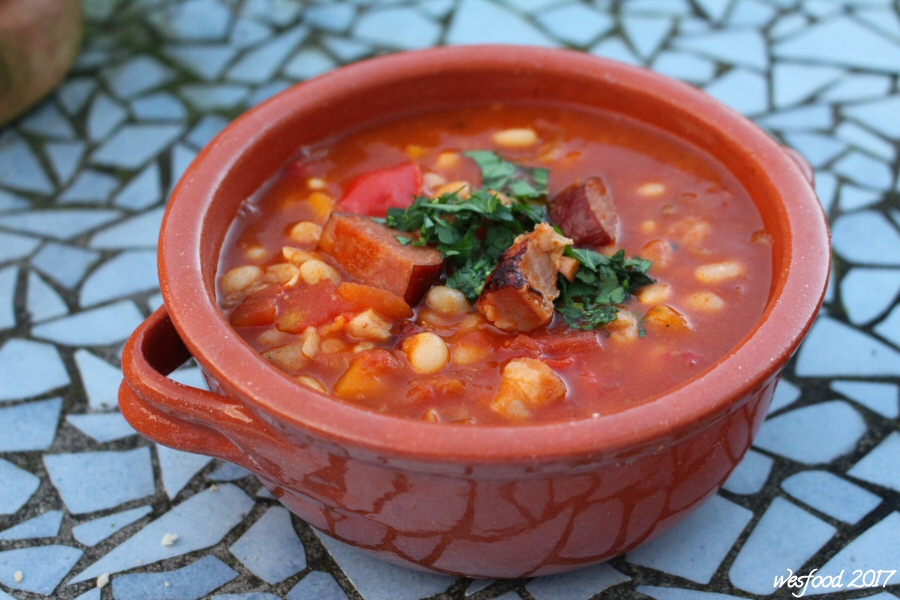 WesFood - Herr Westerhausen kocht ...: Pasulj - serbische Bohnensuppe