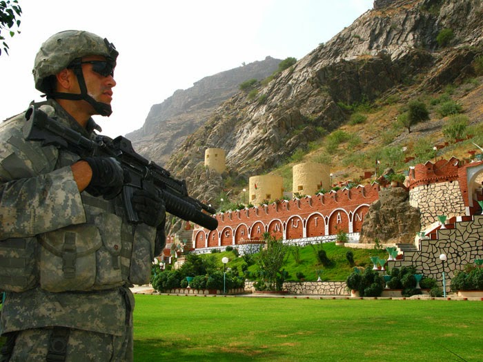 These+22+Photos+Were+Taken+At+The+Border