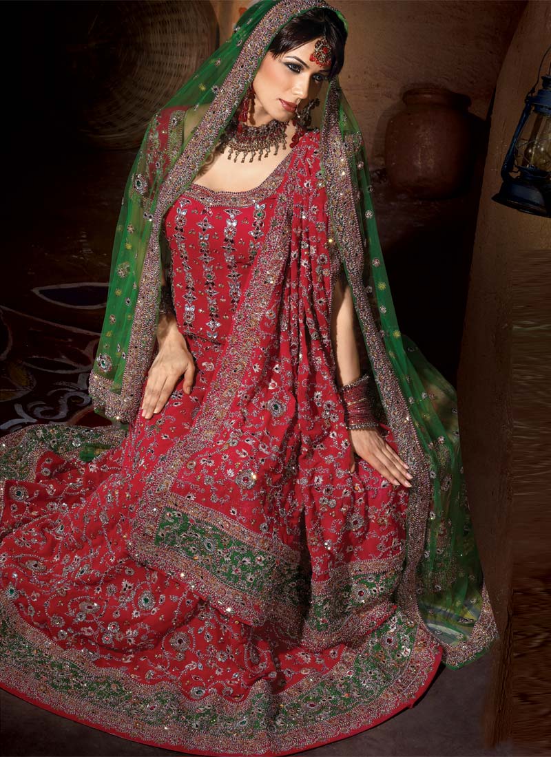 bridal dress designs in pakistan 2012