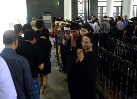 Nhieu nghe sy noi tieng tien biet danh hoa Nguyen Tu Nghiem - Anh 6