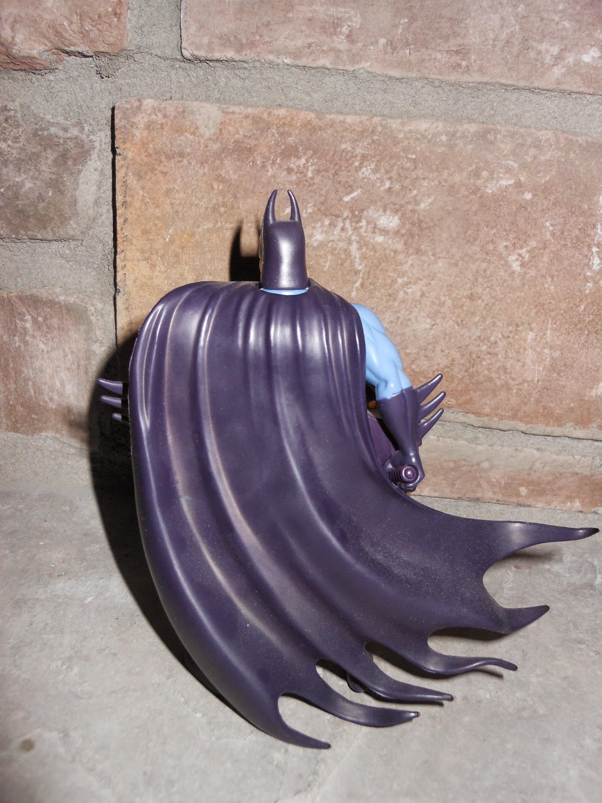 Emperor Dinobot's giant Batman figure database and review site ...