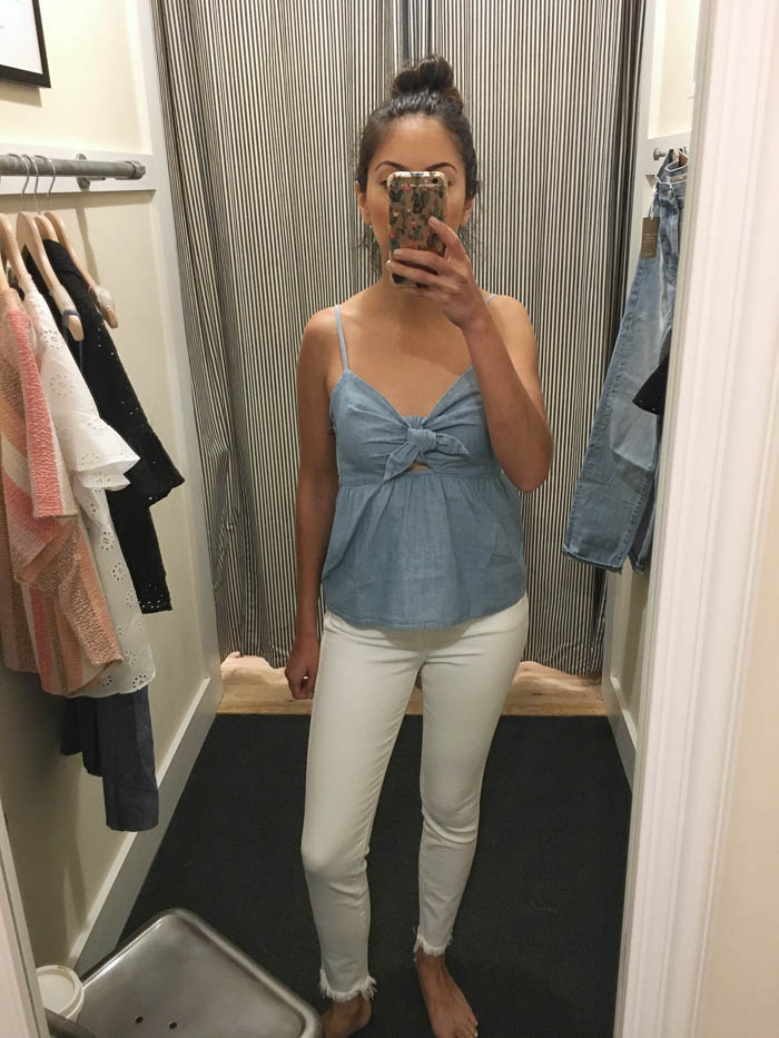 cute summer outfit with white jeans