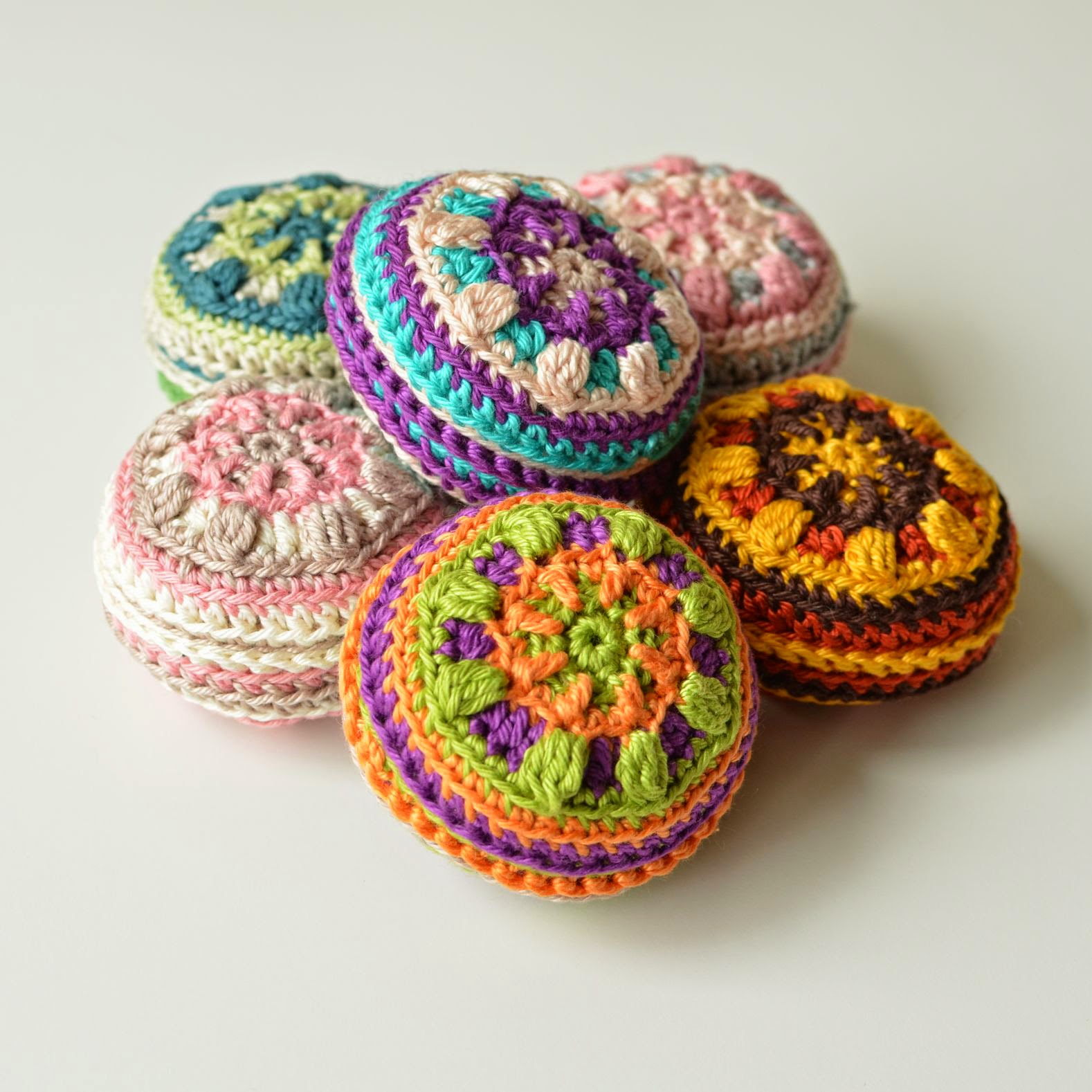 10 Crochet Pin Cushions Patterns – Free Crochet Pattern Round up –  Meladora's Creations