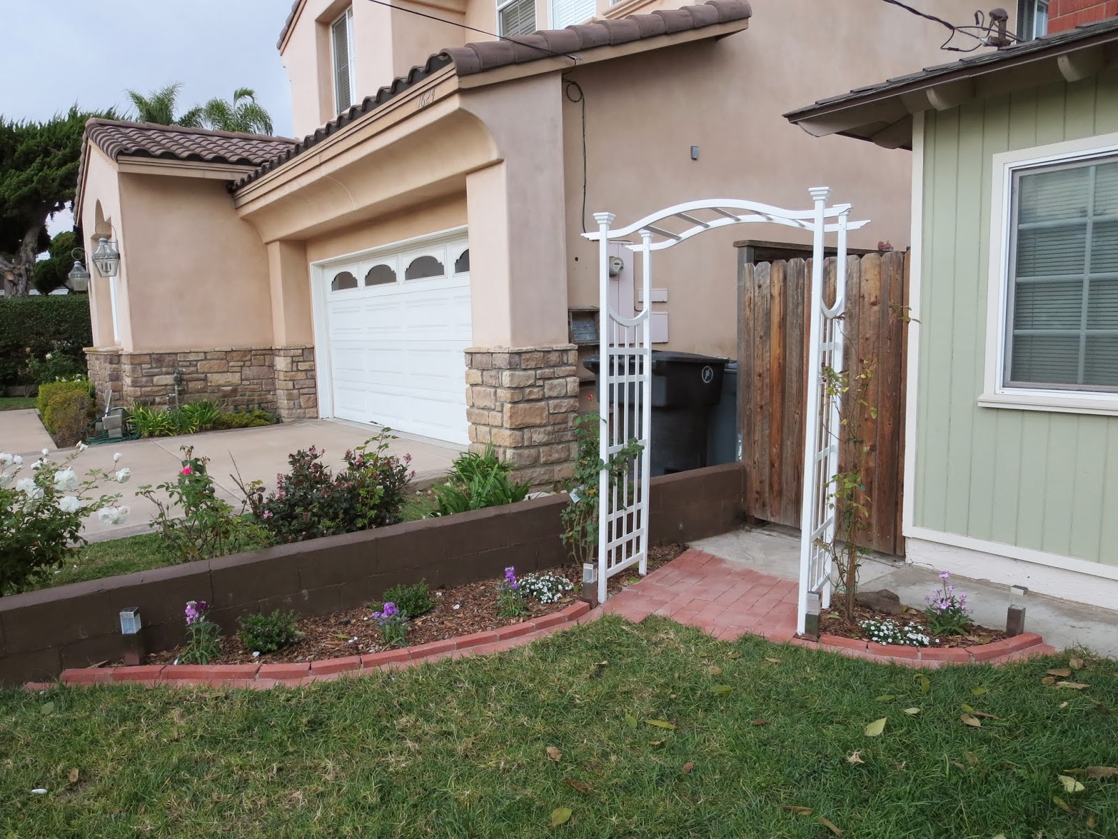 Pekema Projects Miracle Product PVC Garden Arbor