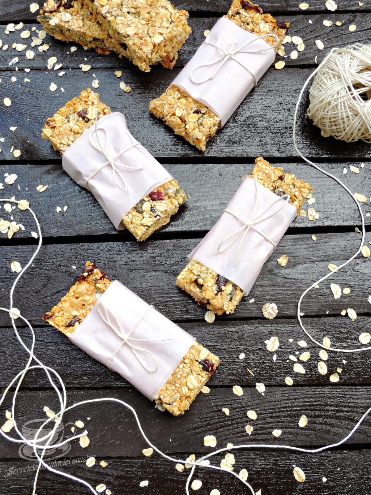 BATOANE ENERGIZANTE PENTRU MICUL DEJUN