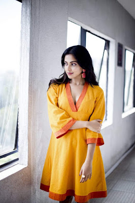 Actress amala paul hot photos Actress amala paul hot photos