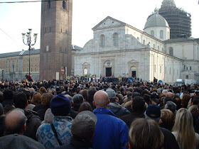 A huge crowd gathered at Turin Cathedral for Agnelli's funeral