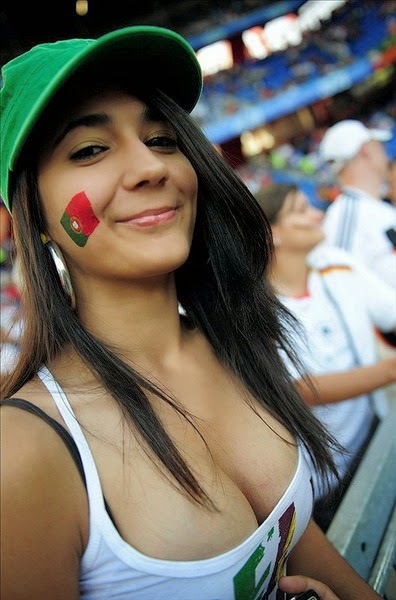 Olympic Games Rio 2016: sexy hot girls, fans, athletes, beautiful woman supporter of the world. Pretty amateur girls, pics and photos. Brazil 2016. Portugal garota portuguesas