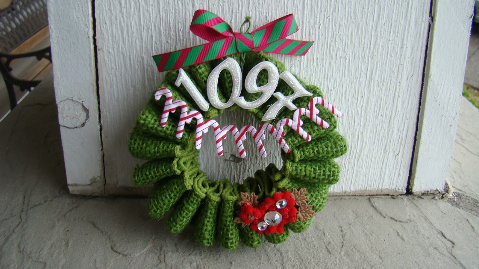 Ethan's Imprints: Holiday Mini Wreath